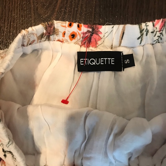 Etiquette floral shorts - Picture 3 of 3